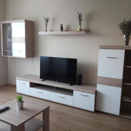 Studio+19 Apartman Kazincbarcika Dış mekan fotoğraf